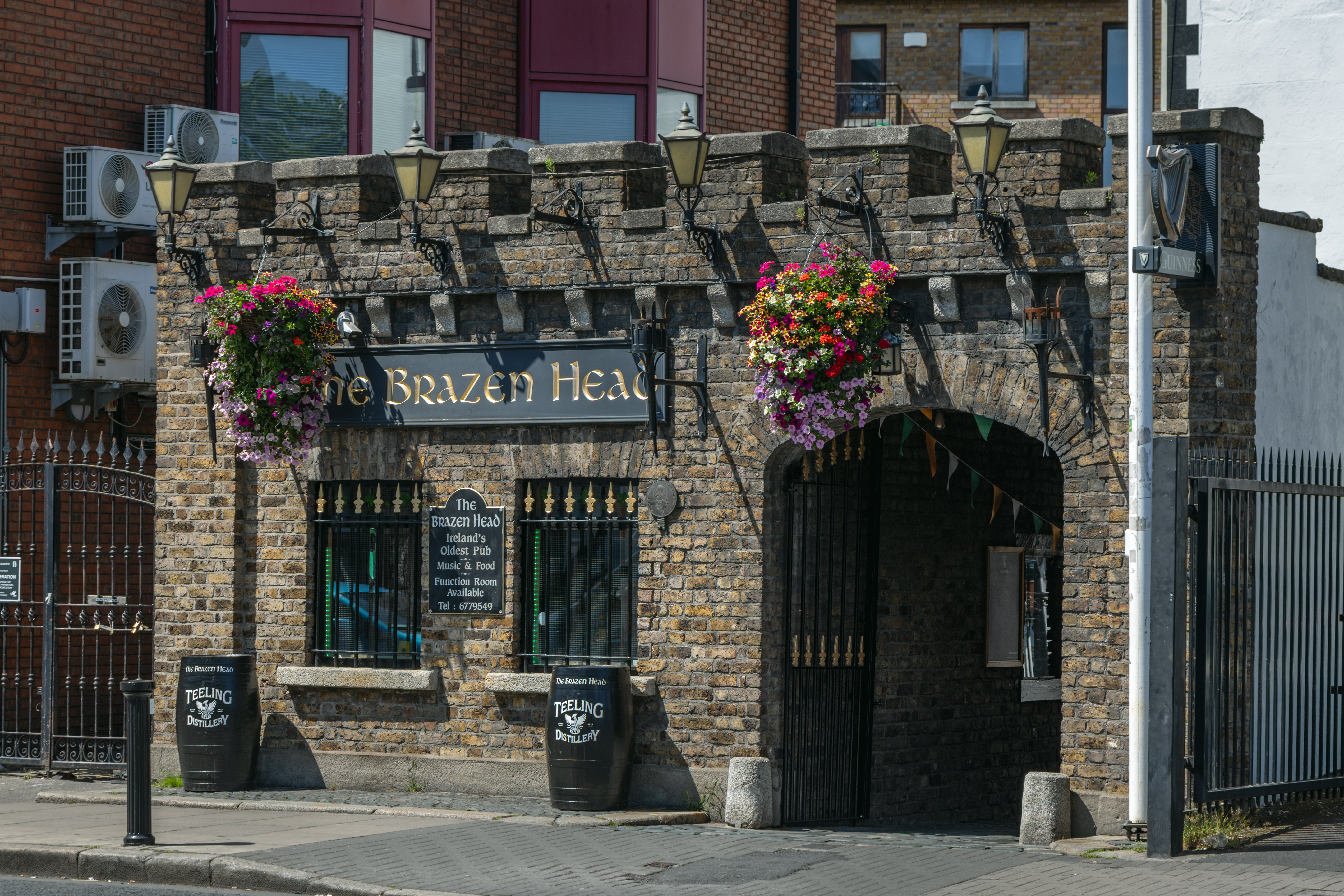 Brazen Head Pub